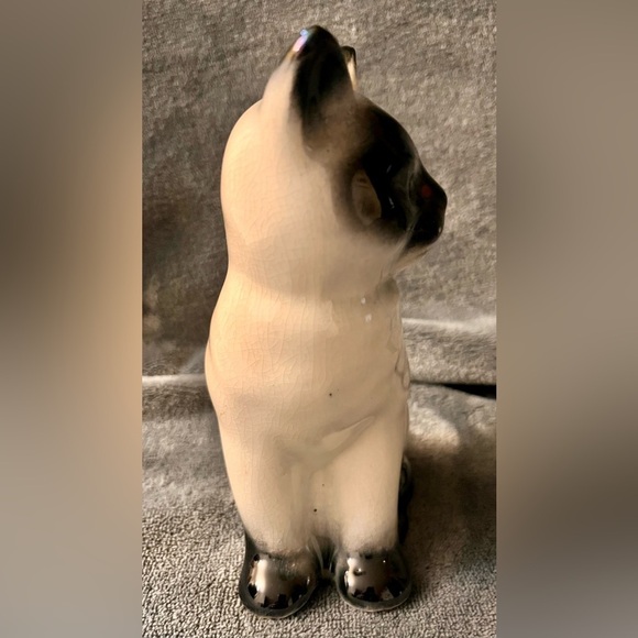 Vintage Elegant Black and White Ceramic Siamese Cat Kitten Figurine MCM Feline - Picture 5 of 14